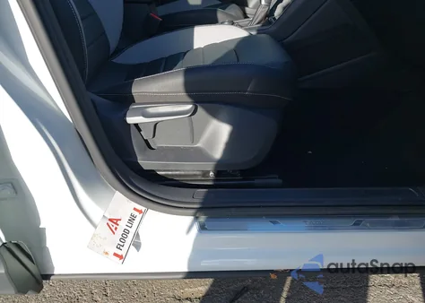 2024 Volkswagen Taos 1.5T Sel из США, поврежденный, VIN 3VV4X7B25RM131568